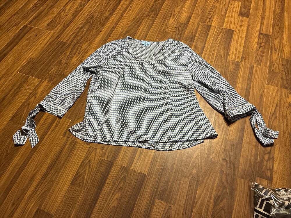 CeCe Blue Geometric Pattern V-Neck Blouse with Tie-Cuff Sleeves